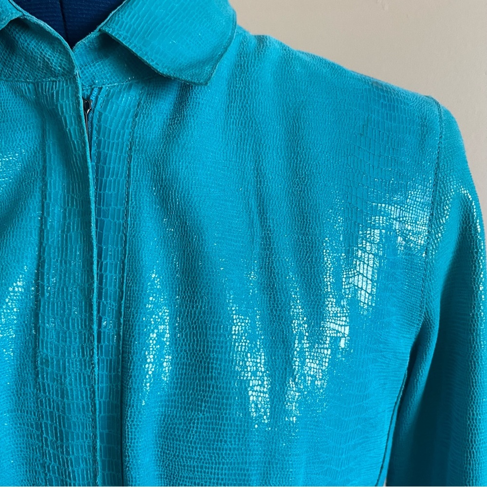 Gorgeous turquoise 100% goat leather shacket from Elie Tahari - Picture 2 of 7